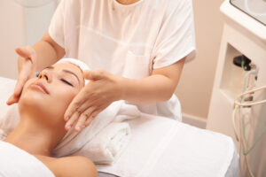 Como conseguir clientes para sua clínica de estética?